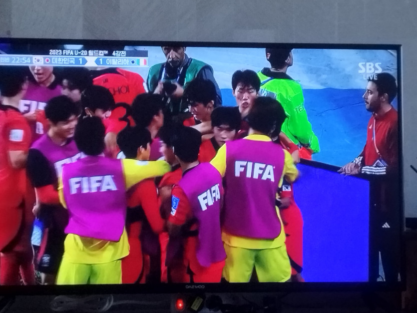 한국 골  ㅅ ㅅ ㅅ 동점(0)