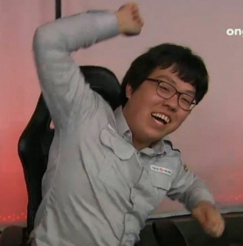 안녕하세요 T1 페이커입니다(0)