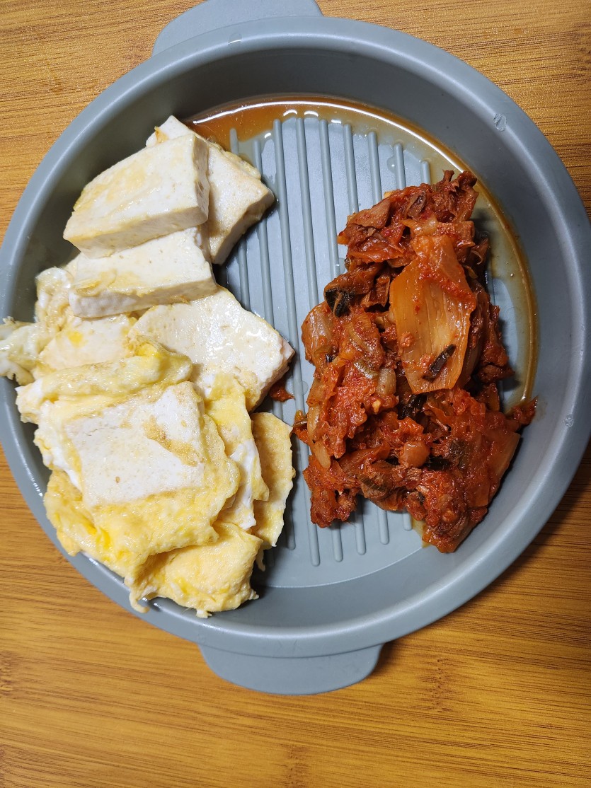 이시간에 술땡겨서(0)