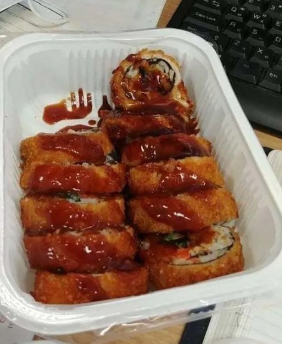 상식을 뒤집은 돈까스김밥(0)