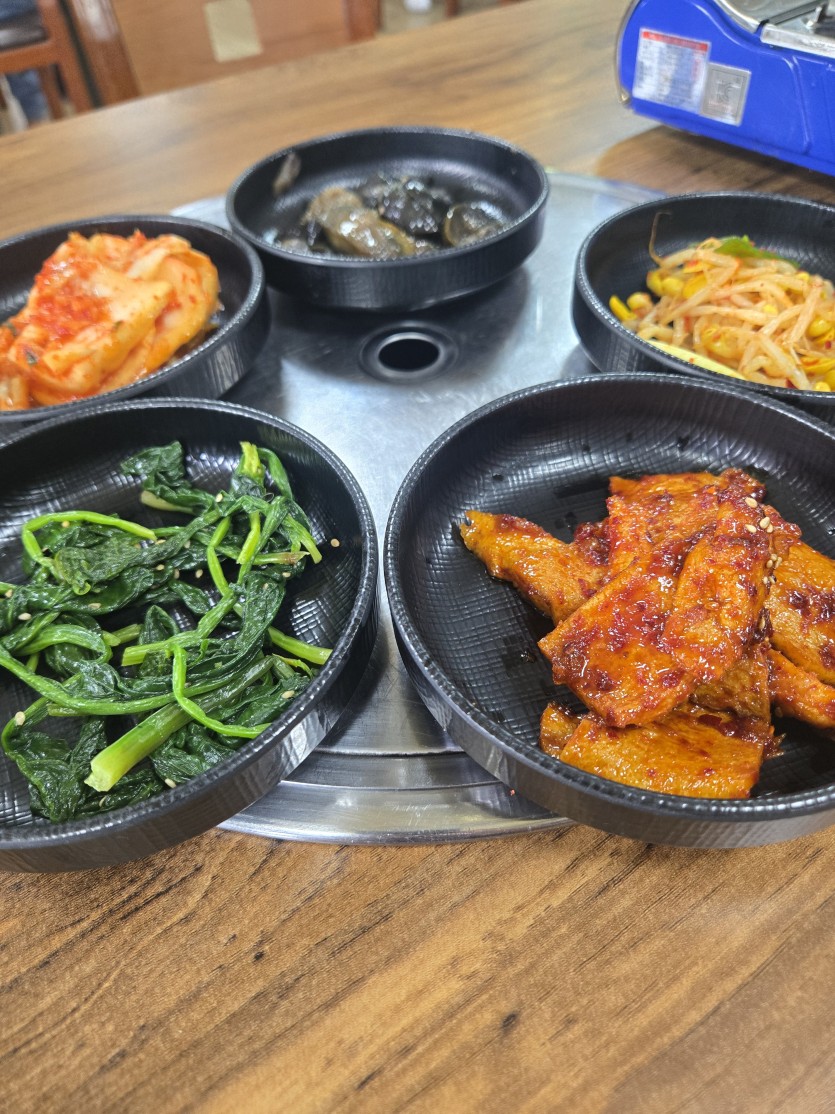 아우도 식당 도착했습니다 ㅋ(0)