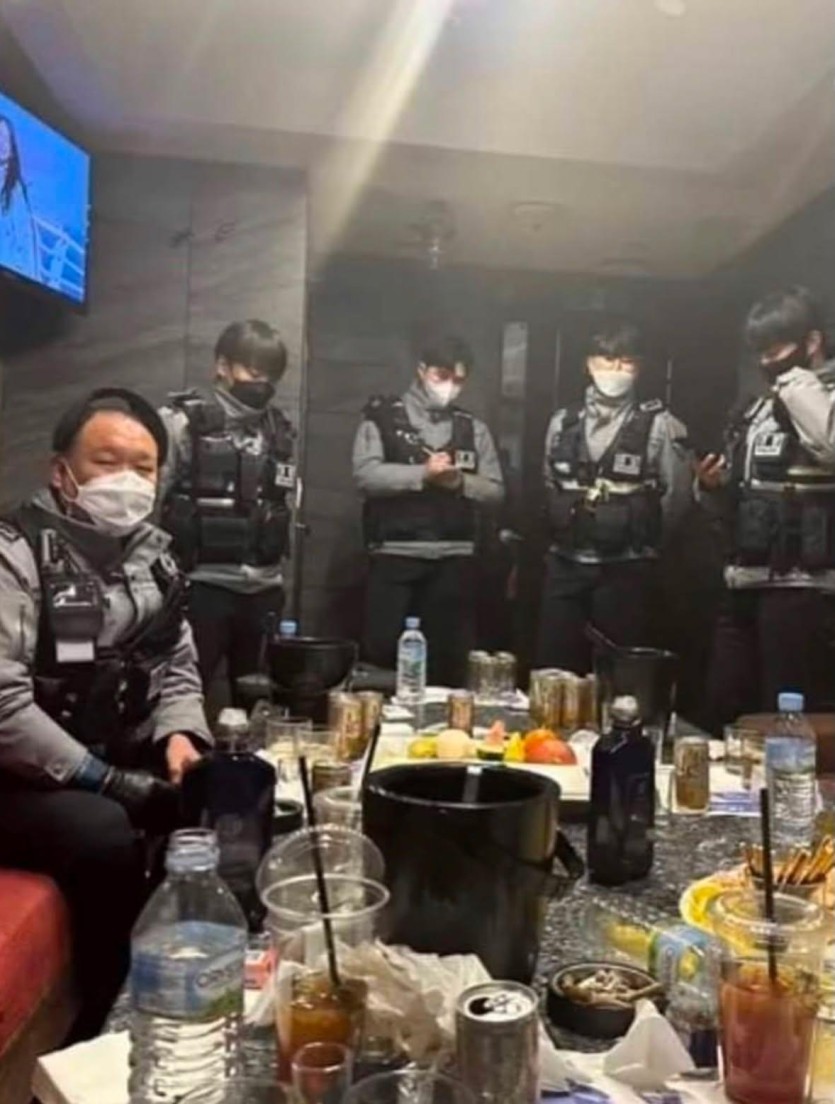 노래방갔다 눈떳는데(0)