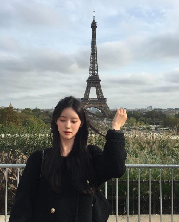 대한항공 승무원 음탕한 몸매 ㄷㄷ (후방주의)(1)
