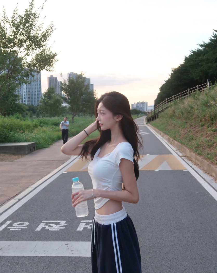 물을 많이 마시자구요(0)