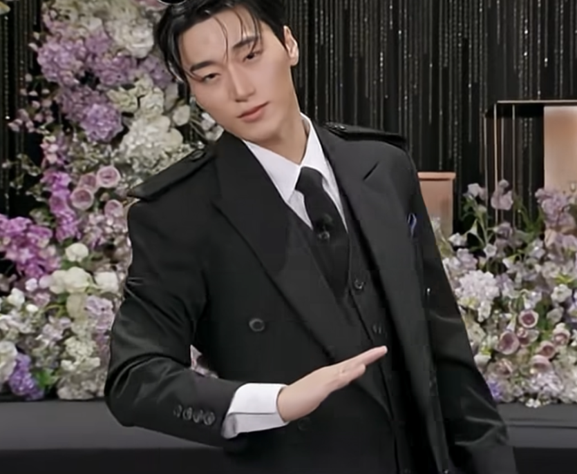 와 눈까리 진짜 꼴보기싫다(0)