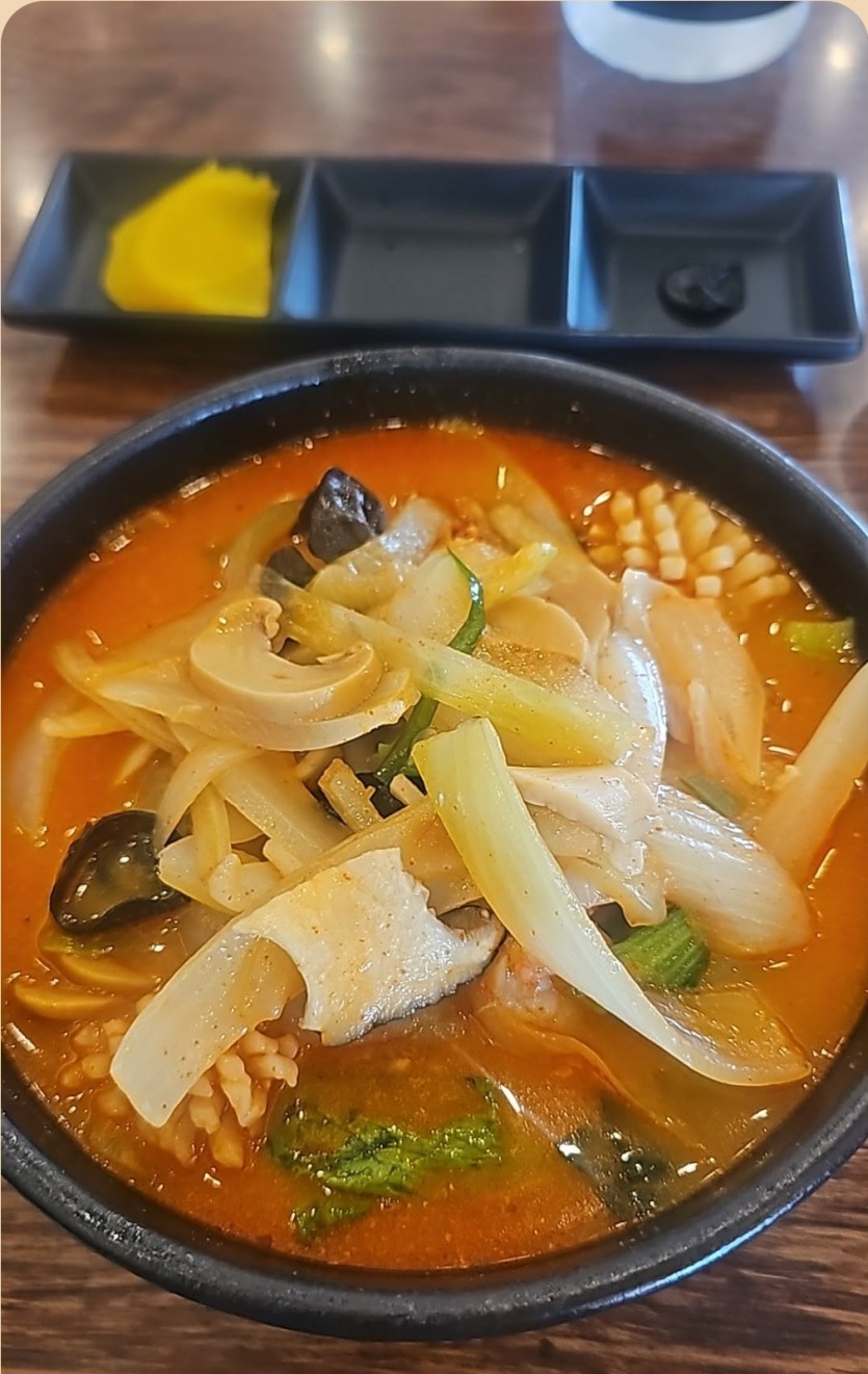 짬뽕먹네요(0)