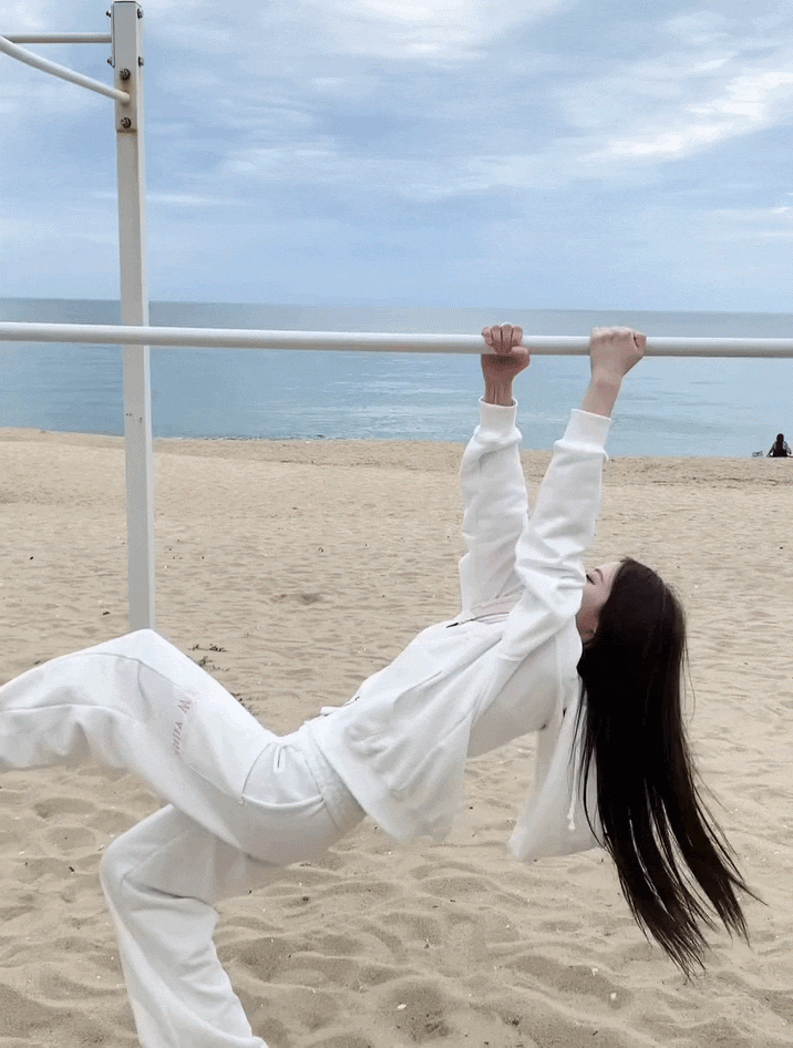 원래 고양이들 높은데 잘 올라가지 않나요?(0)