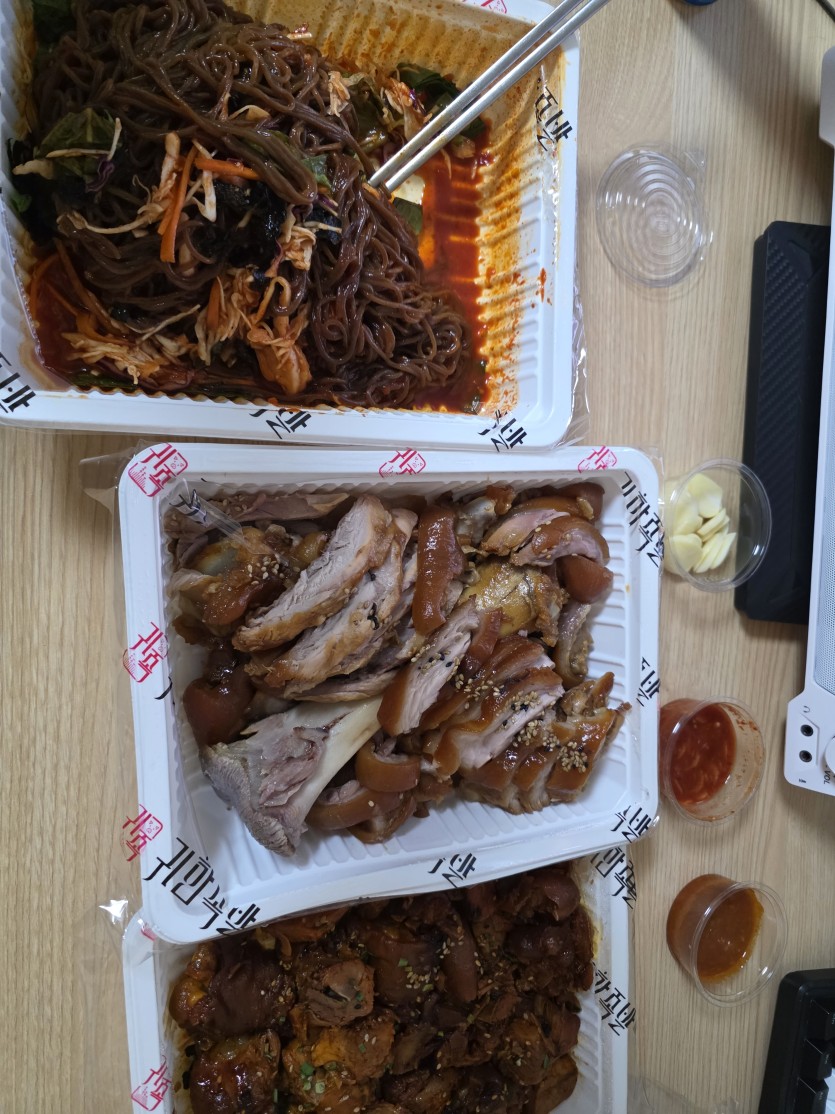 다들 족발 좋아하세요?(0)