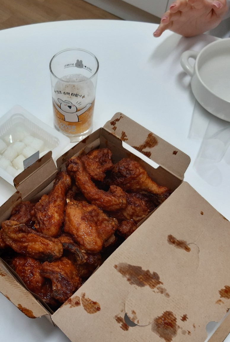 치킨 먹고싶어요(0)