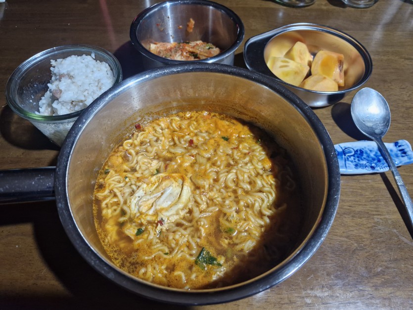야식 먹어봅니다(0)