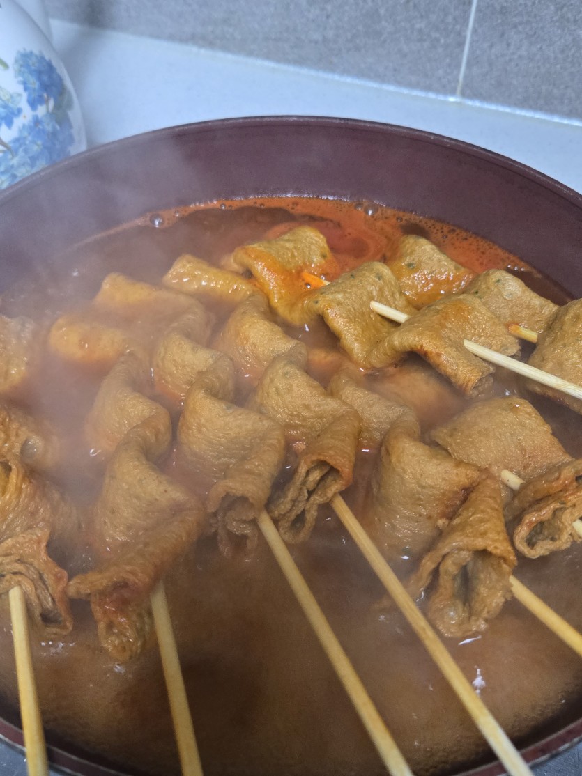 하 진짜 못참겠다(0)
