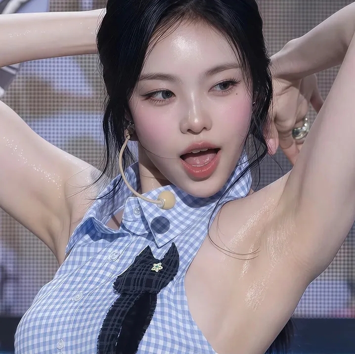 냥이 놀아주는 중입니다(0)