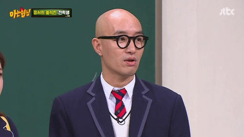 머리가 많이 길었네요(0)