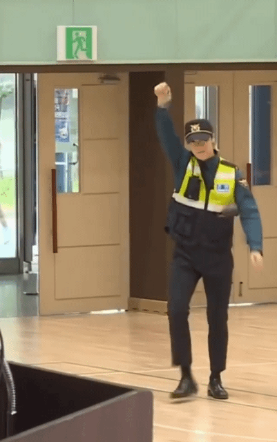 견찰..따르릉(0)
