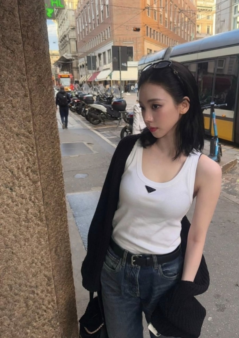 잠지 마실 나갑니다(0)