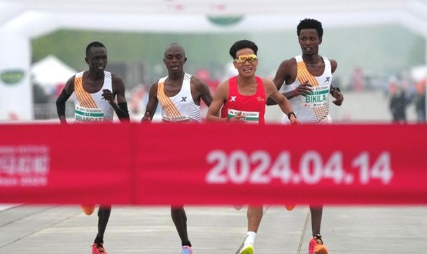 결승선서 기다린 아프리카 선수들…中 마라톤대회(0)