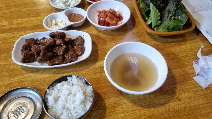 오늘 저녁은 갈비 정식으로 갑니다(0)