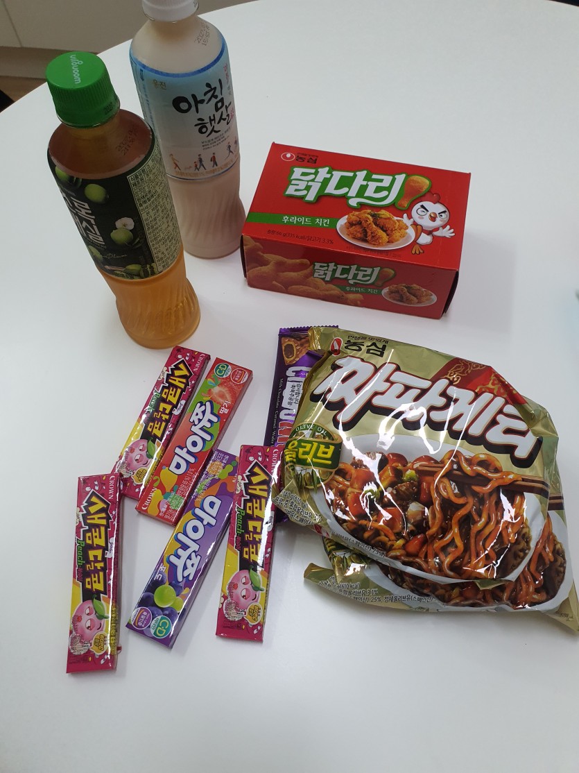 출대기 하면서 새콤달콤 ㅋㅋㅋ(0)