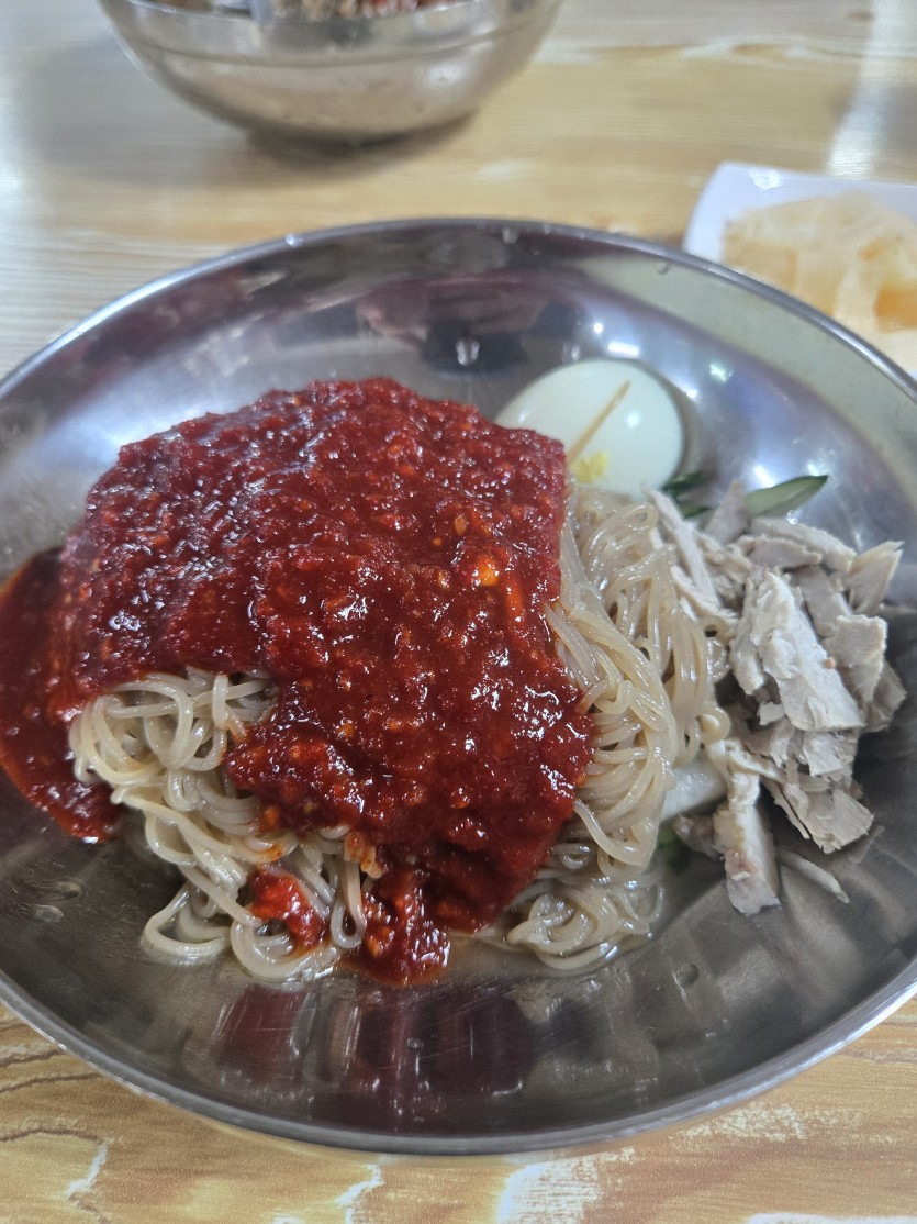 결국 돌고돌아 밀면이네요(0)