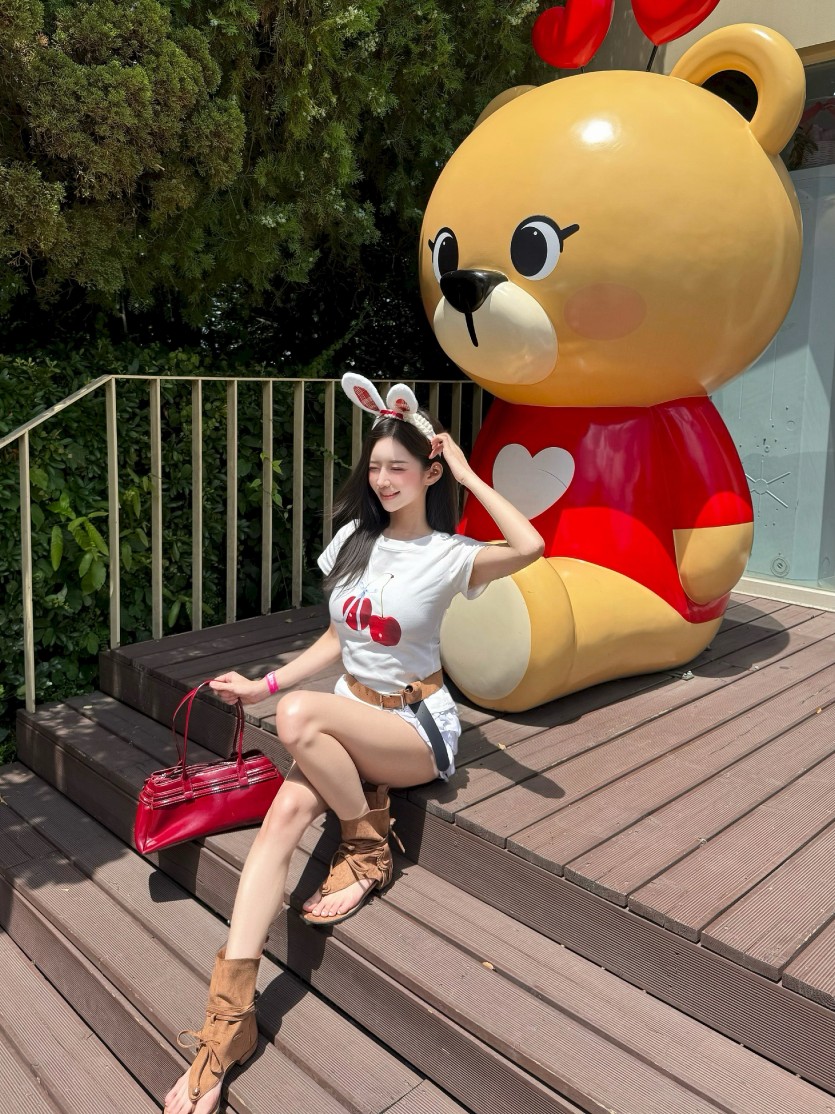후식은 달달한 체리를 먹어보겠습니다(0)