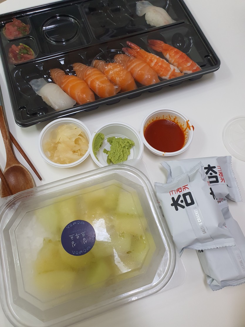 아침인지 저녁인지 각자 좋아하는걸로요(0)