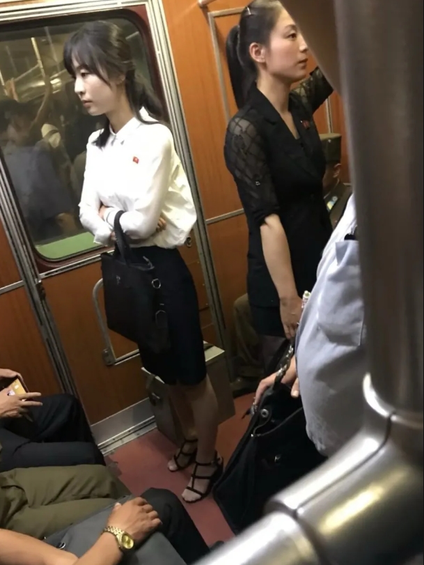 외국인이 인스타에 올린 북한 여행 사진(0)