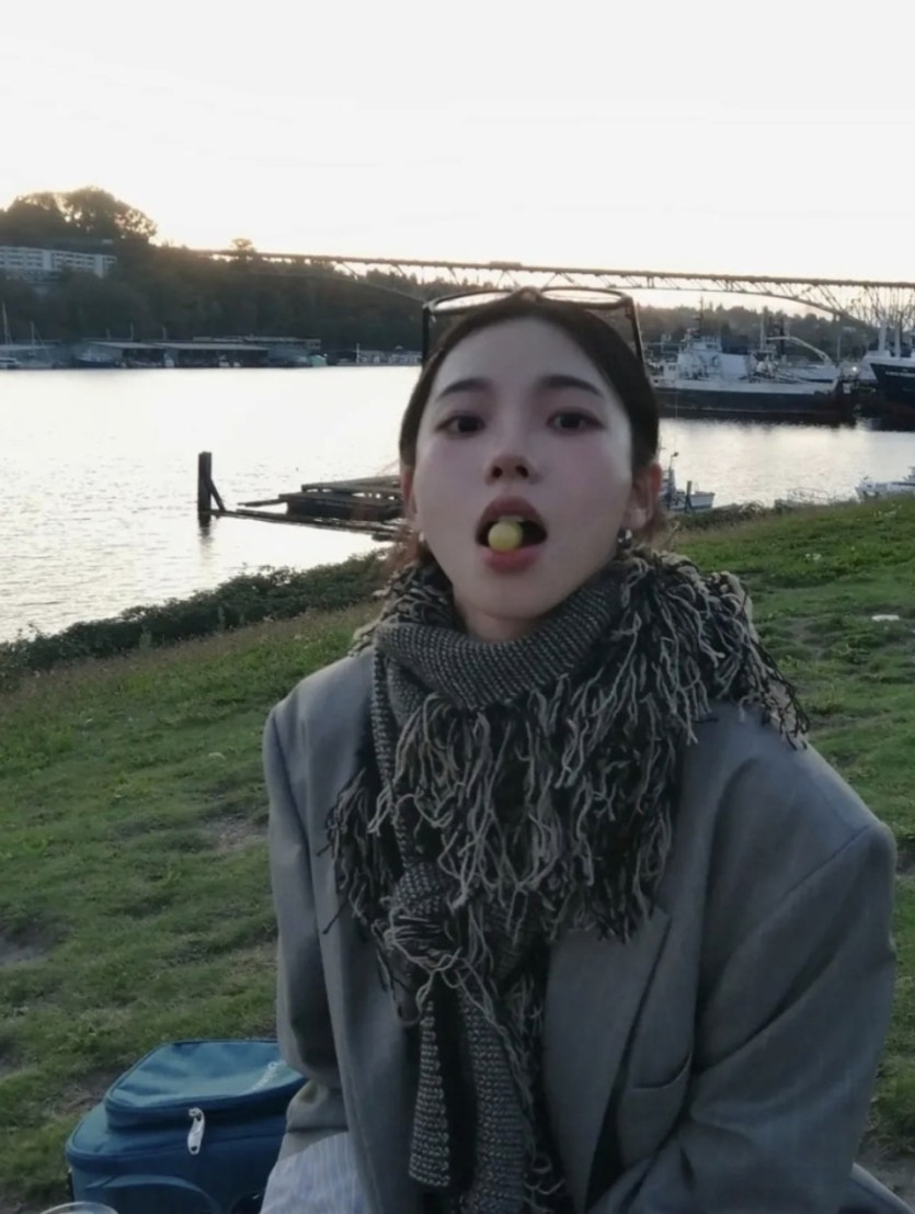 간단히 닭가슴살 볶음밥 먹고 샤워하러갑니다(0)