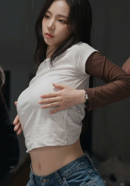 카리나 슴부심(0)