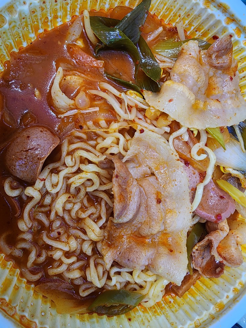 오늘의 야식은..?(0)