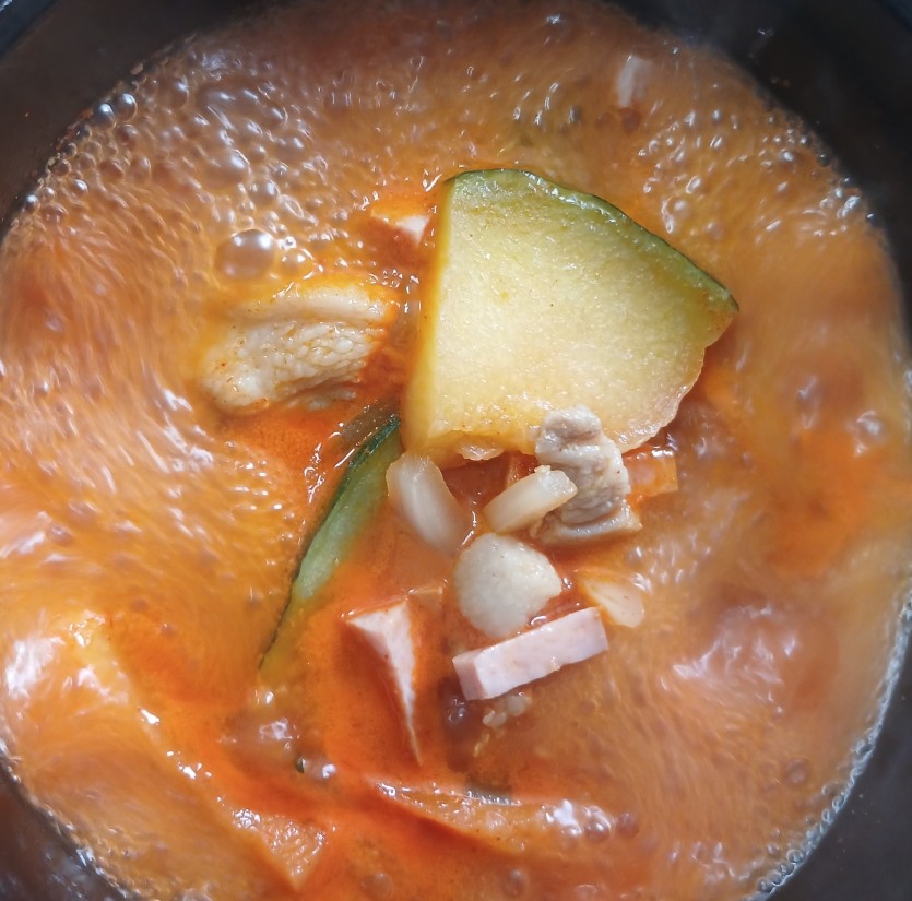 고추장찌개를 해봣어여~!네(0)