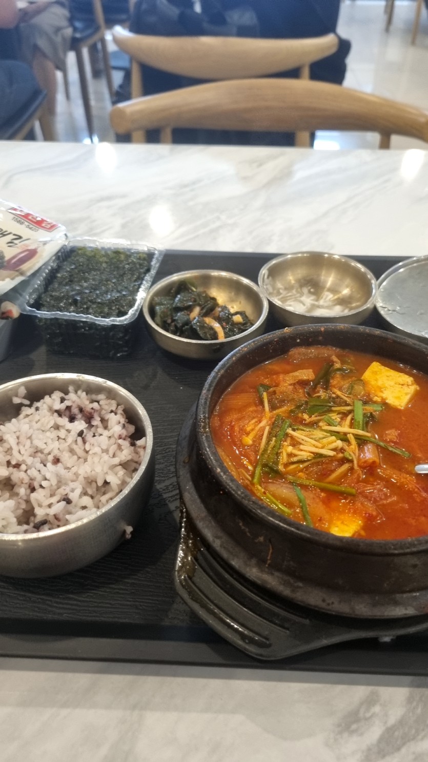김찌 사악(0)