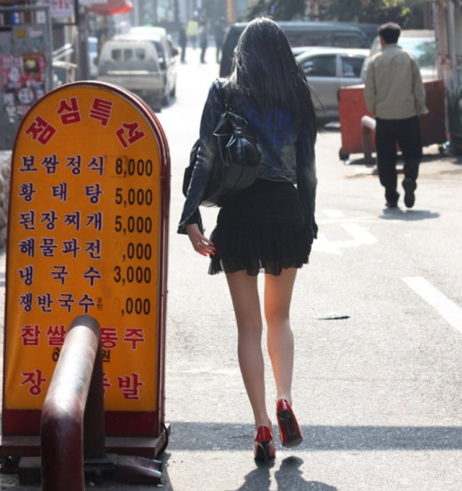 점심 메뉴판입니다(0)