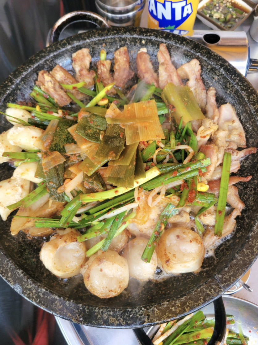 오믈 불금인대 즐겨야죠(0)