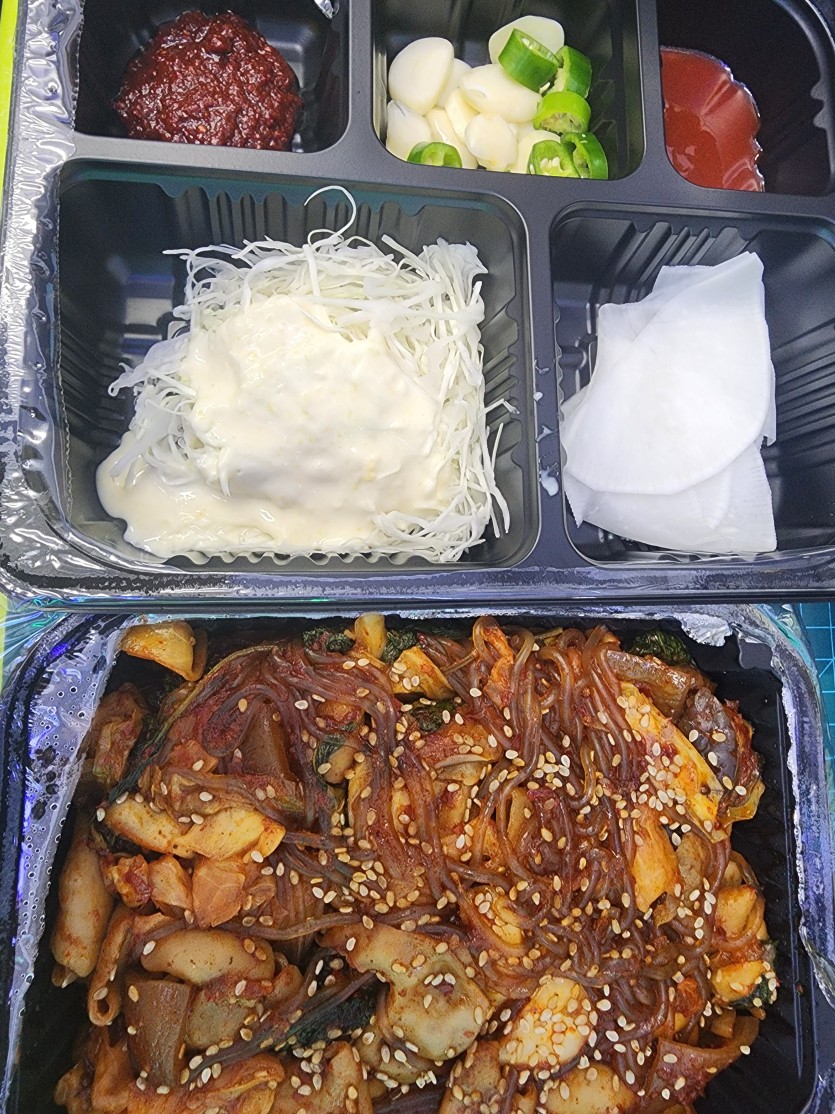 오늘의 야식은..?(0)