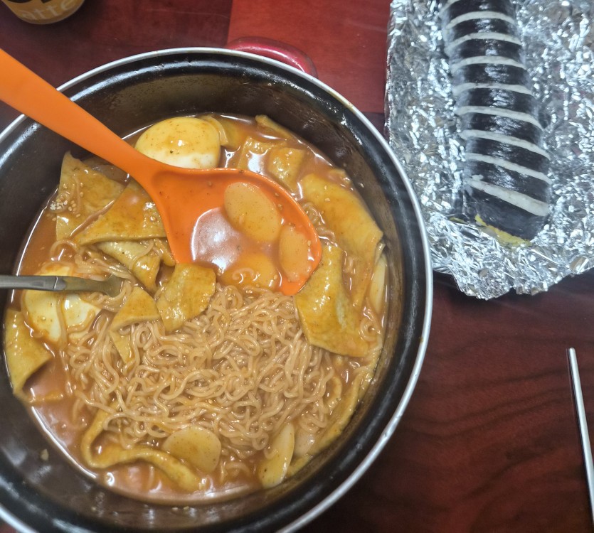 김밥한줄사서(0)