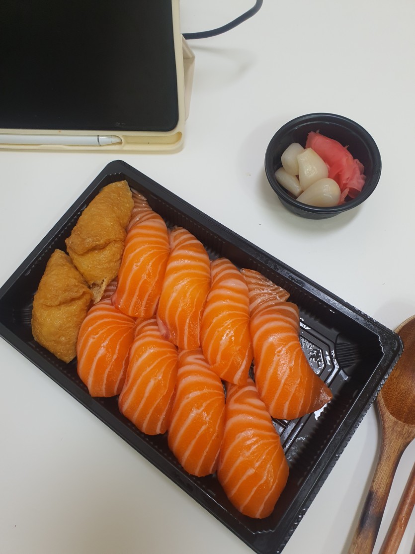 저녁먹는데서 ...(0)