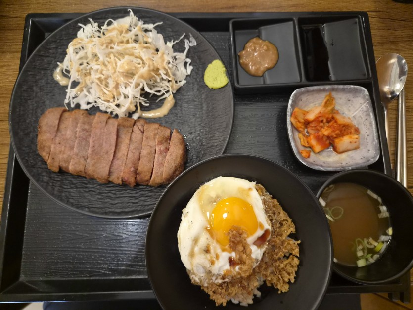 점심먹고 왔습니다(0)