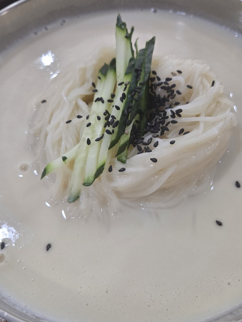오늘은 거칠게 먹어보겠습니다(0)