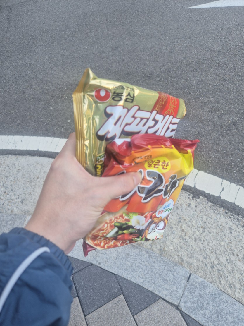 진짜 입맛이 없네요(0)