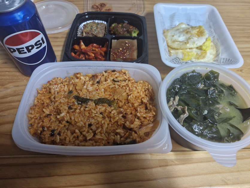 하루 첫끼 묵습니다(0)