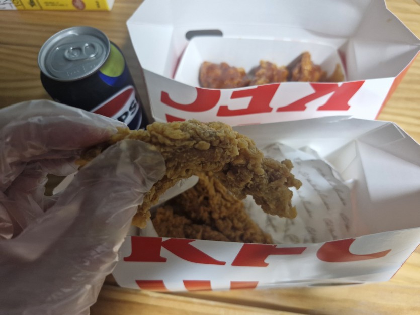 KFC 실화인가요(0)