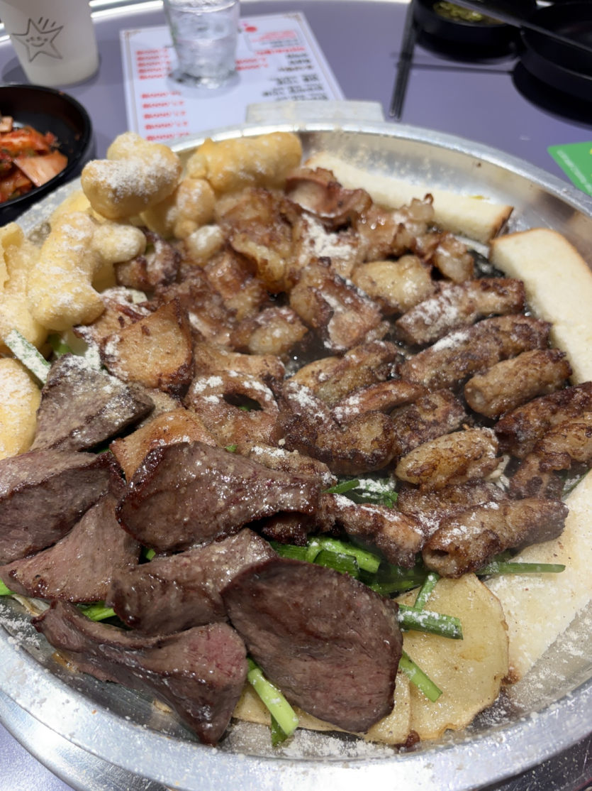 아우는 곱창에 소주마시는 중입니다(0)