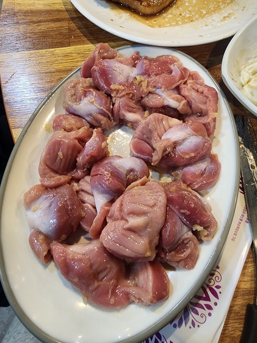 생 닭똥집 구이(0)