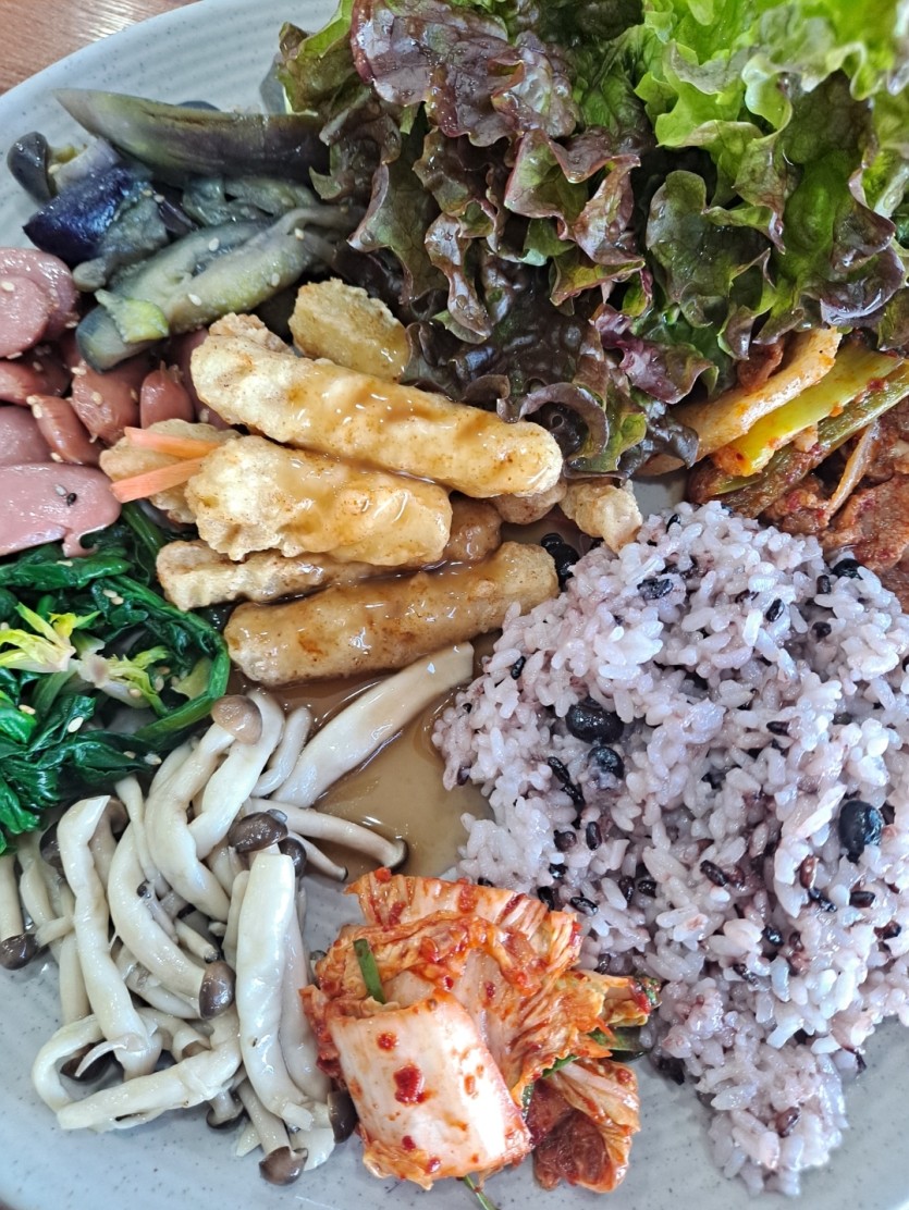 밥 먹으러 왔습니다(0)