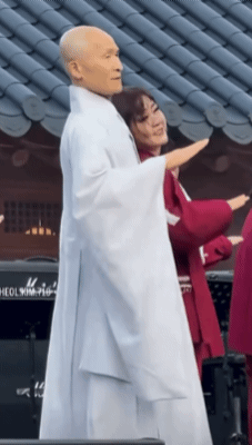 덕산대공의 기를받아 화이팅하세요(0)