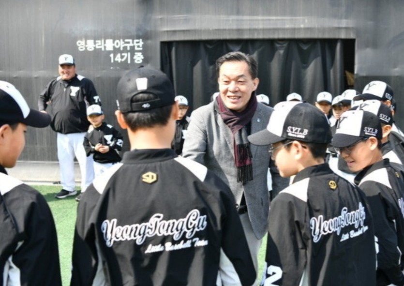 여기한때 야구단 머잇지않앗나요(0)