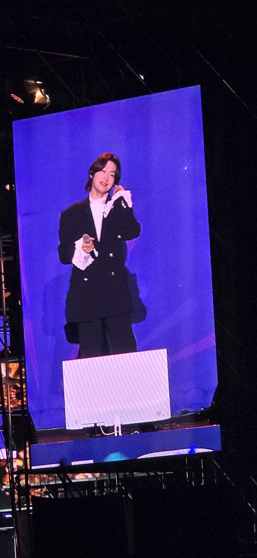김용빈???(0)