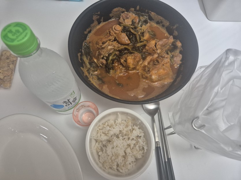 밍싀기님 감자탕 ㅅㅅㅅ(0)