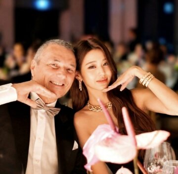 목욕,청소,빨래후 착석합니다(0)