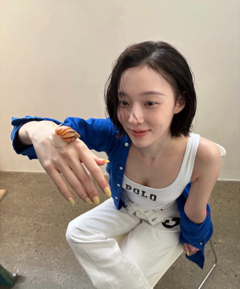아우는 출근 준비 슬슬 해봅니당(0)